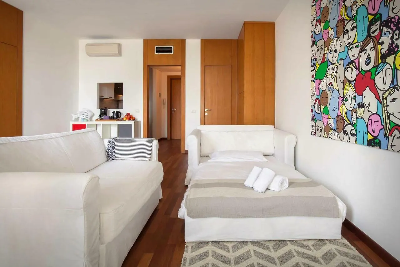 Apartment La Chiaretto Suite Bardolino Italy